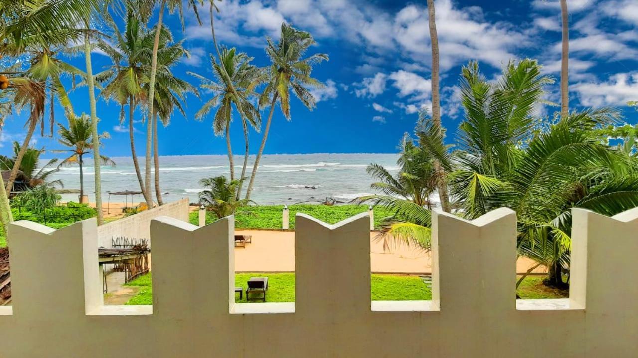 Akurala Beach Boutique Resort Luaran gambar