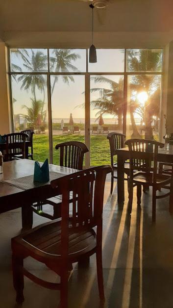 Akurala Beach Boutique Resort Luaran gambar