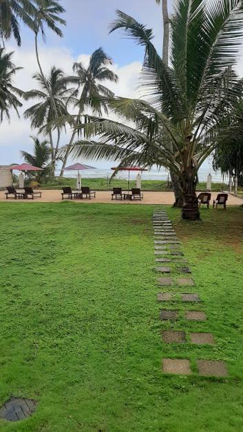 Akurala Beach Boutique Resort Luaran gambar
