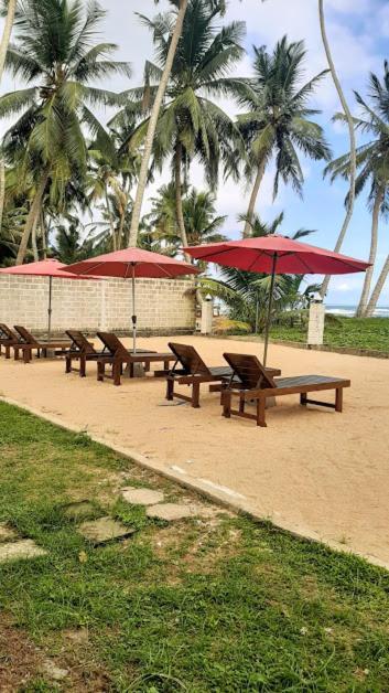 Akurala Beach Boutique Resort Luaran gambar